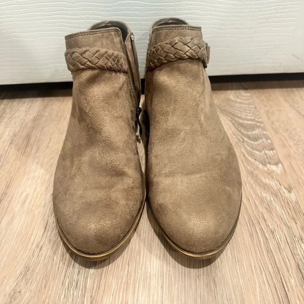 Life Stride Braided Tan Ankle Booties